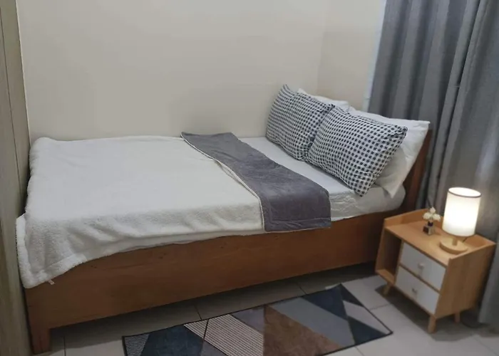 Breeze Residences - 1br Unit With Balcony -top Floor * Manila