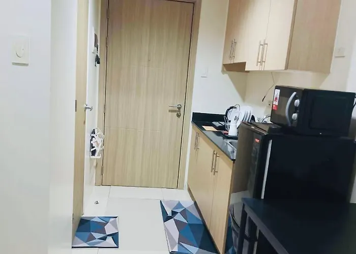Breeze Residences - 1br Unit With Balcony -top Floor Apartamento Manila